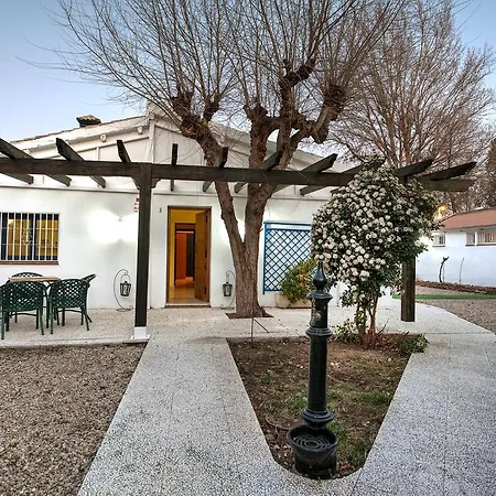 Finca Termas De Santa Fe * Santa Fe (Granada)